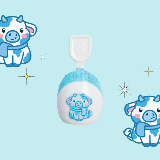 Fuzzy Winter Cow French - Pressies | Extra Short Short | Round