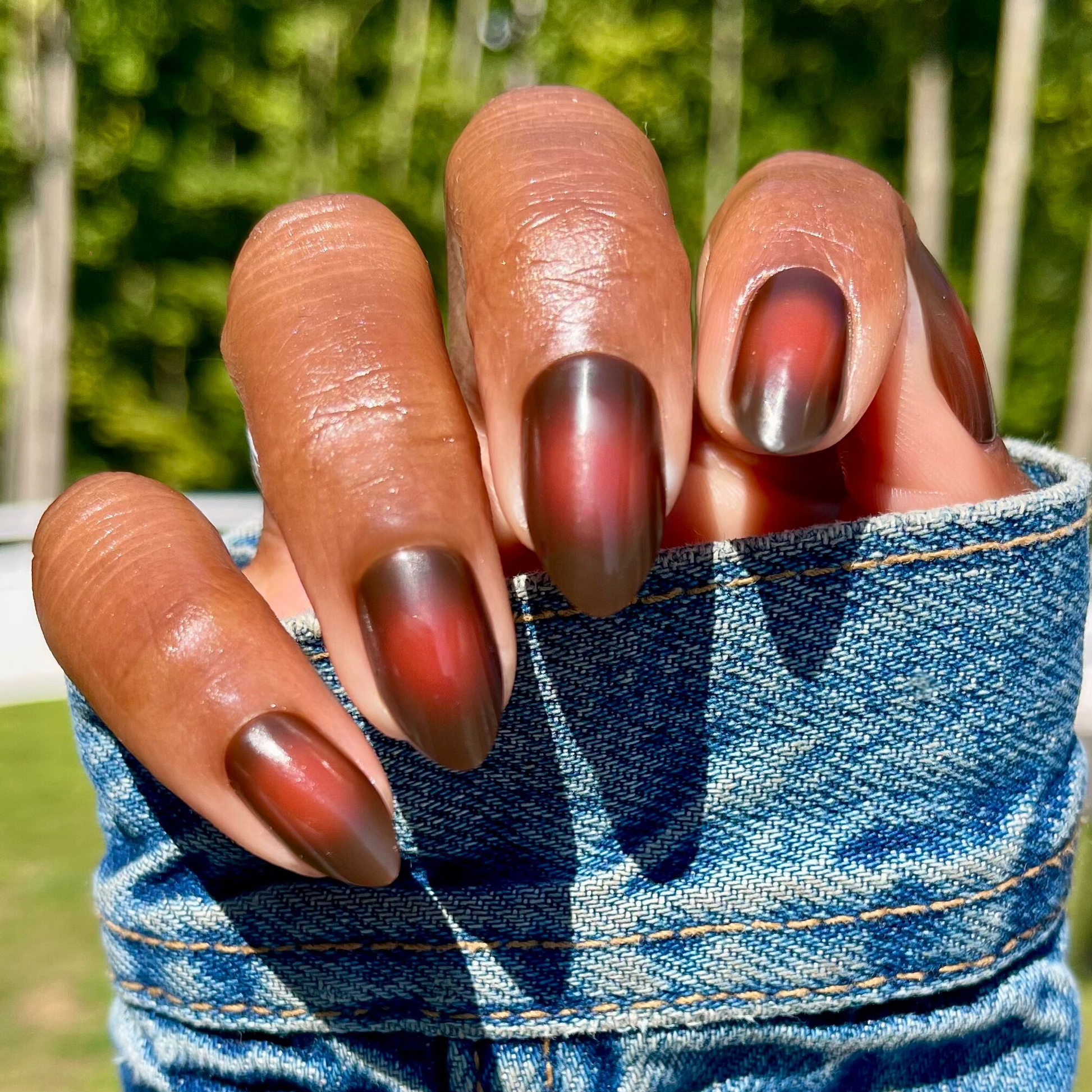 Subtle Chocolate Aura - Press-On | Medium | Almond