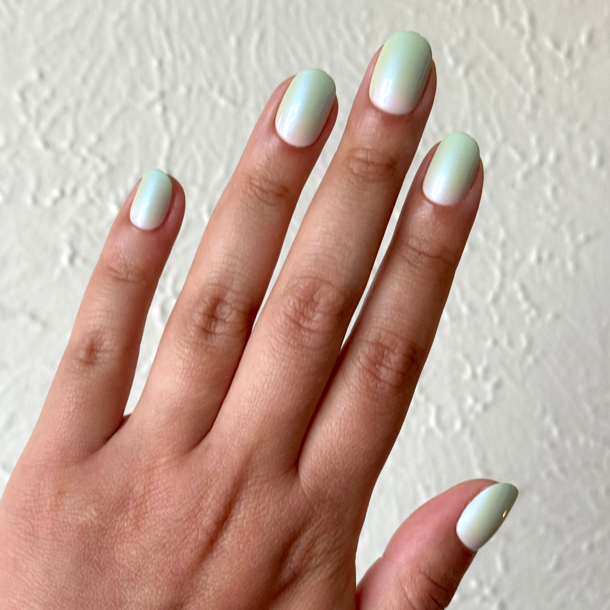 Minty Shimmer | Extra Short | Round - Tab Press-On
